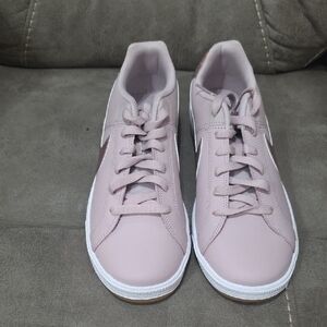 Nike Women's Low-Top Sneakers in Light Pink